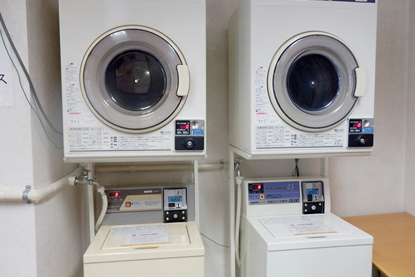 コインランドリー（有料）