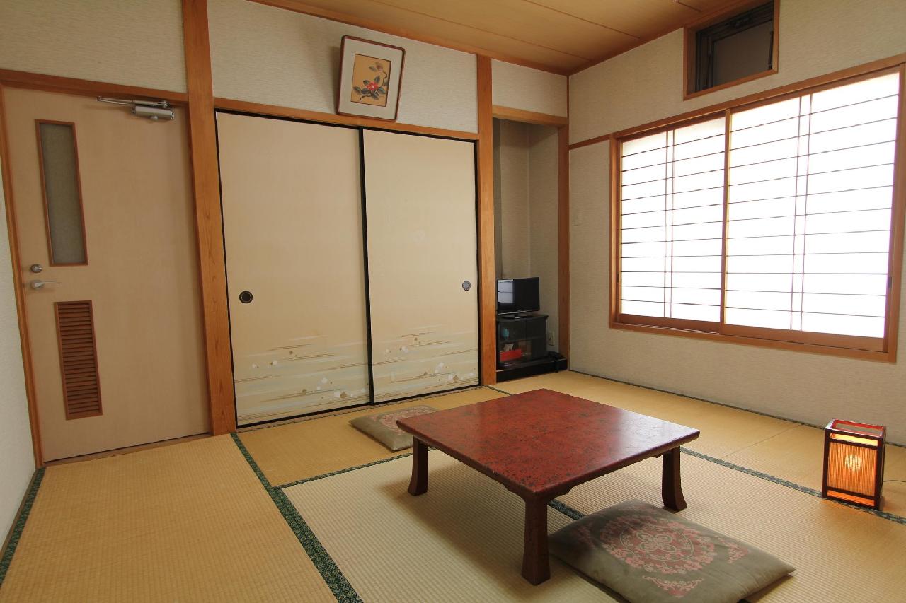 割烹旅館 いづみ荘 割烹旅館 いづみ荘