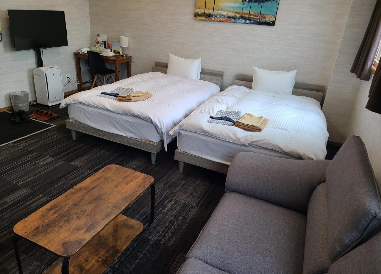 ビジネスホテル高見 ビジネスホテル高見