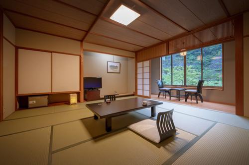 ゆもとや ゆもとや