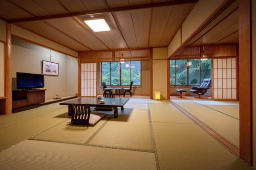 ゆもとや ゆもとや