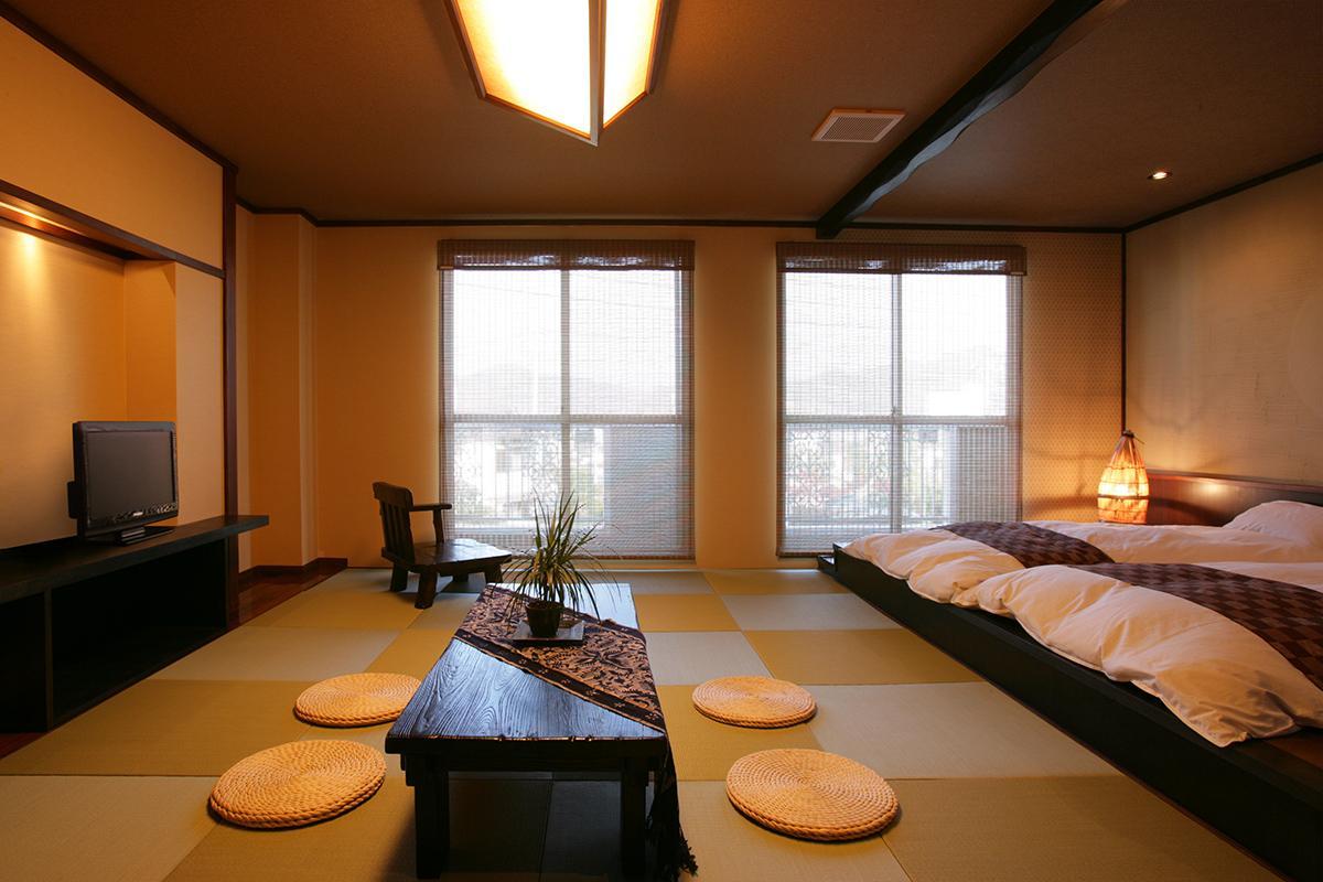 網元の宿ろくや 網元の宿ろくや