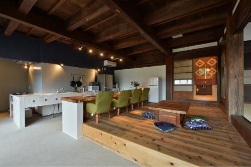 一棟貸し古民家の宿 まるがやつ萱-kaya- 一棟貸し古民家の宿 まるがやつ萱-kaya-