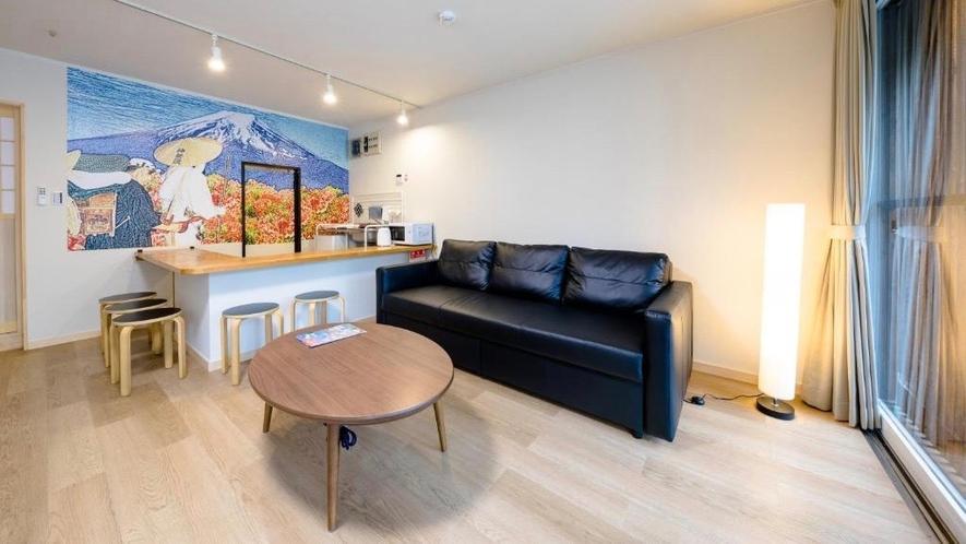 The road to Mt.Fuji The road to Mt.Fuji