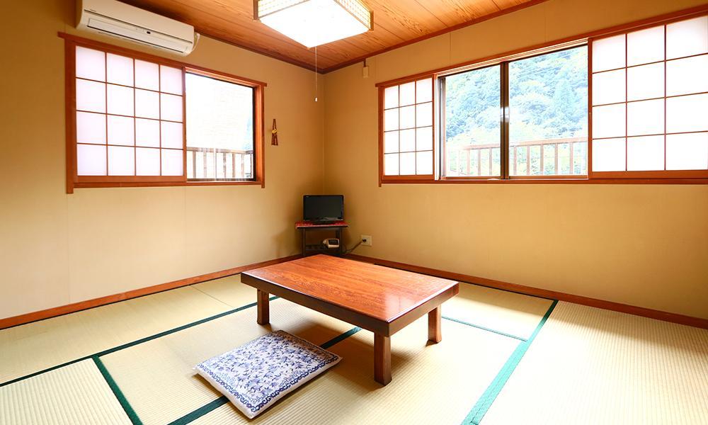 ふるさと料理のお宿 民宿旅館なとり屋 ふるさと料理のお宿 民宿旅館なとり屋