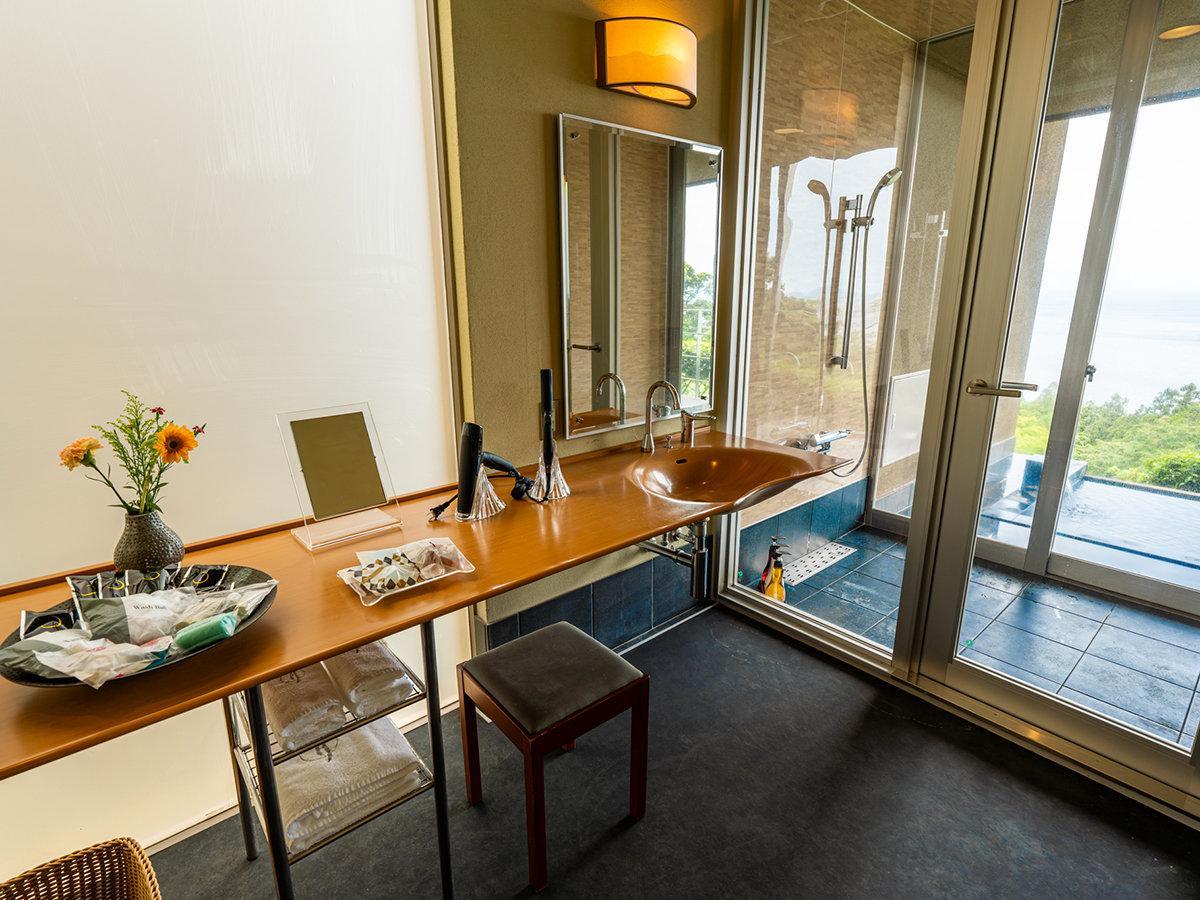 源泉と離れのお宿・月 源泉と離れのお宿・月