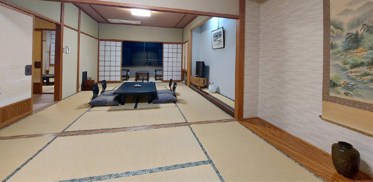 割烹旅館室町 割烹旅館室町