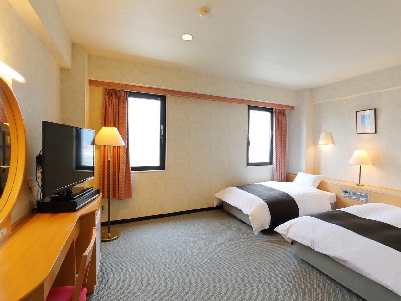 アパホテル<砺波駅前> アパホテル<砺波駅前>