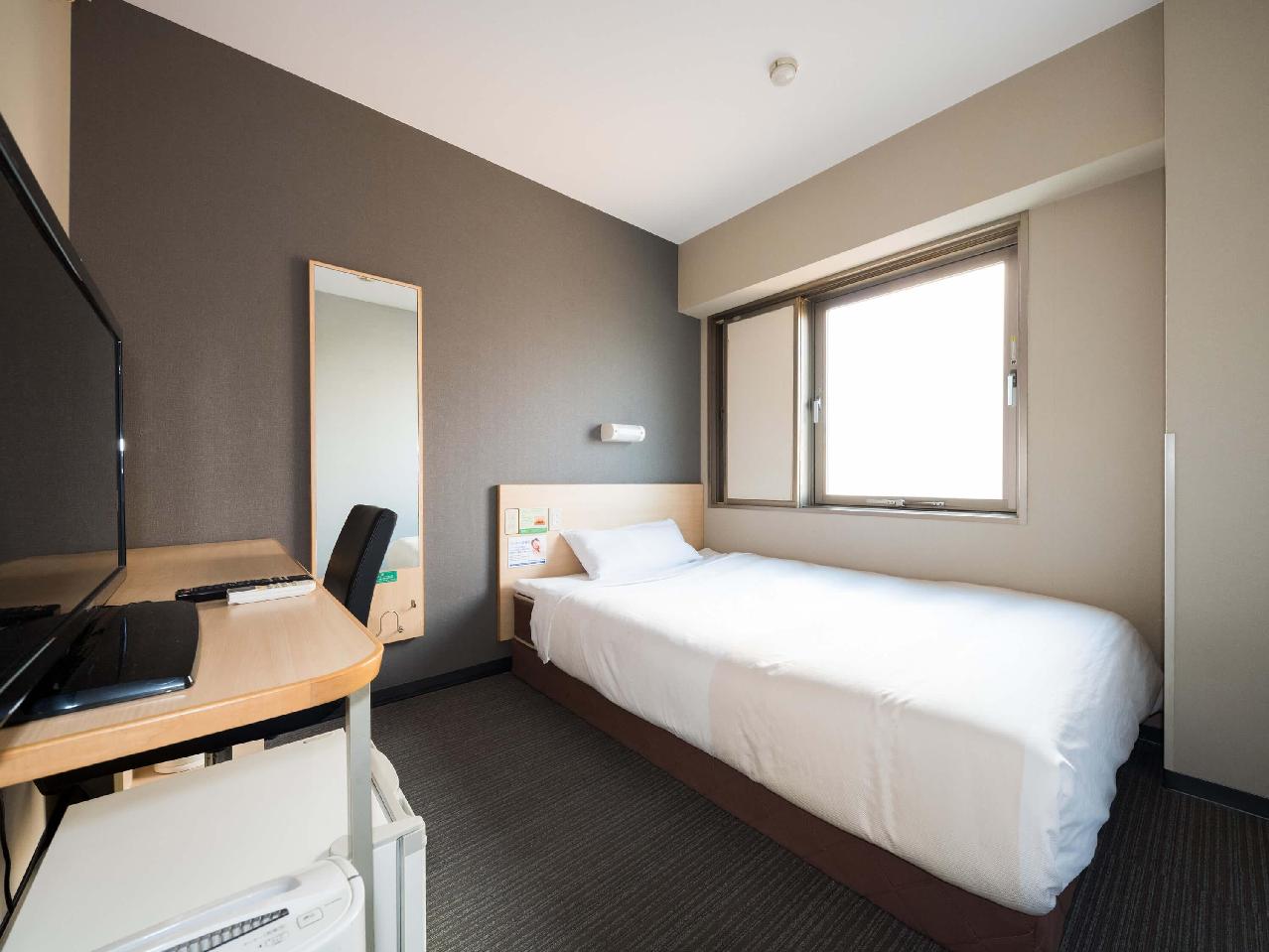 スーパーホテル四日市駅前 スーパーホテル四日市駅前