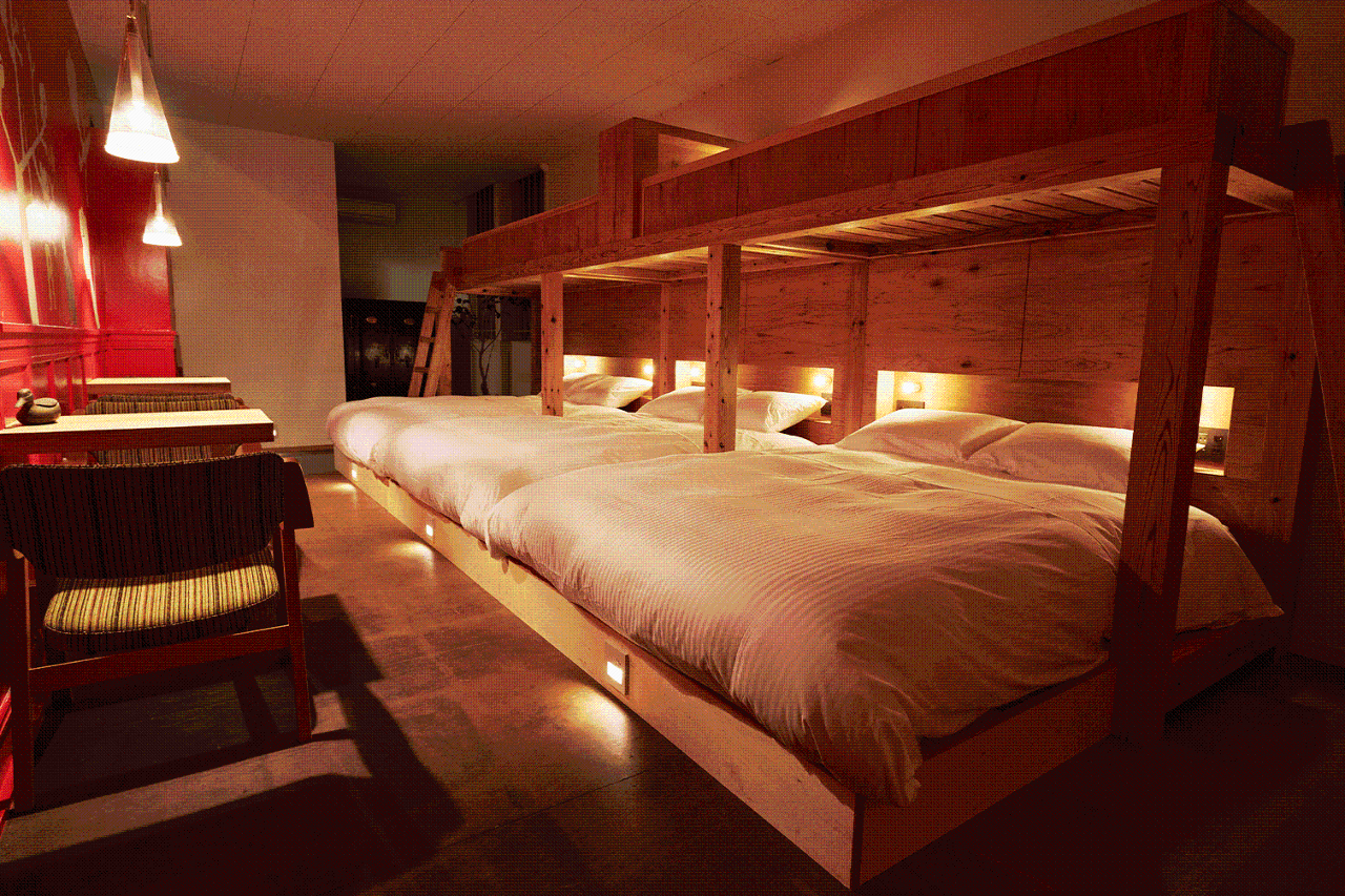 RYOKAN PLUM RYOKAN PLUM