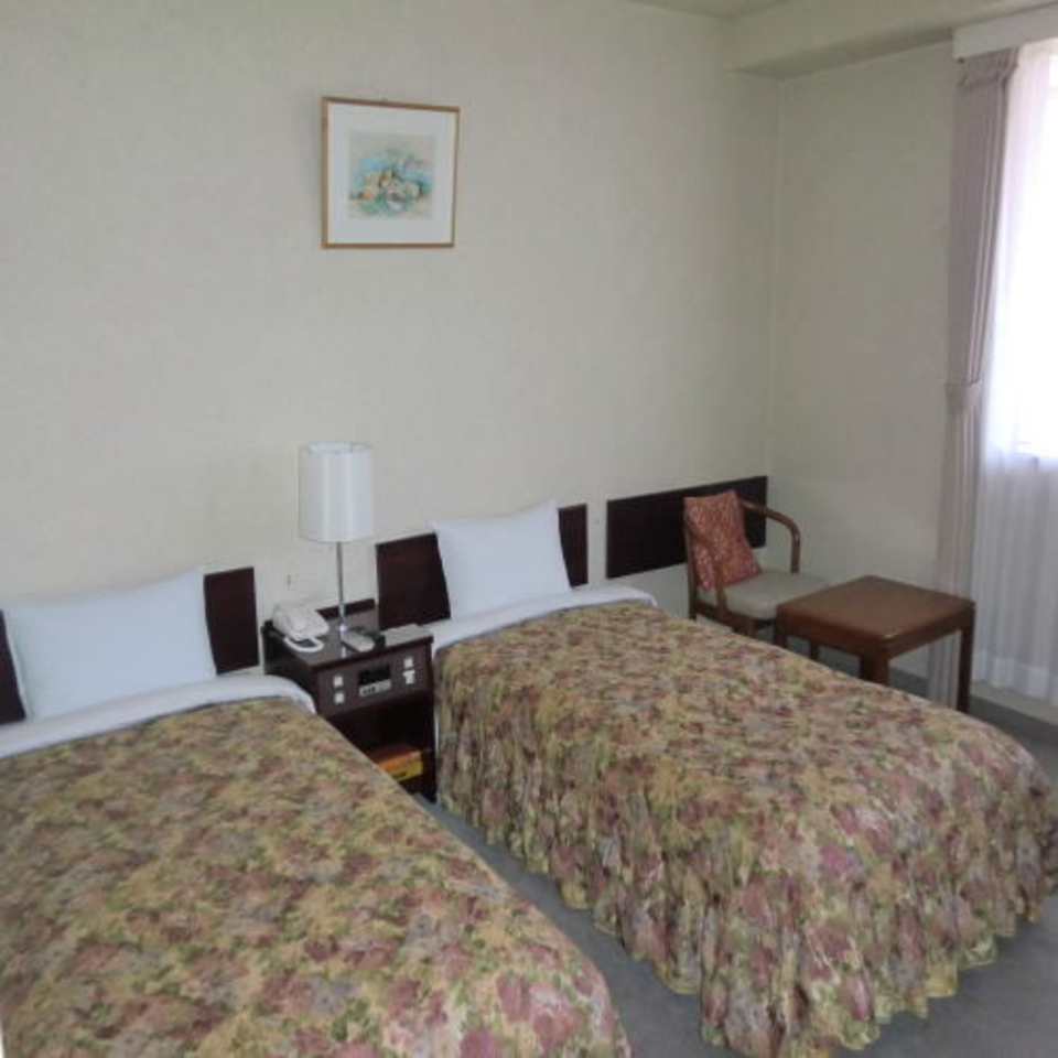 成田パークヒルズホテル 成田パークヒルズホテル