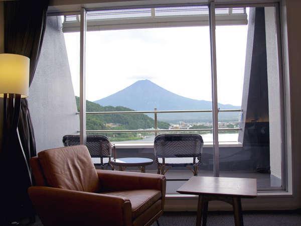 湖のホテル 湖のホテル