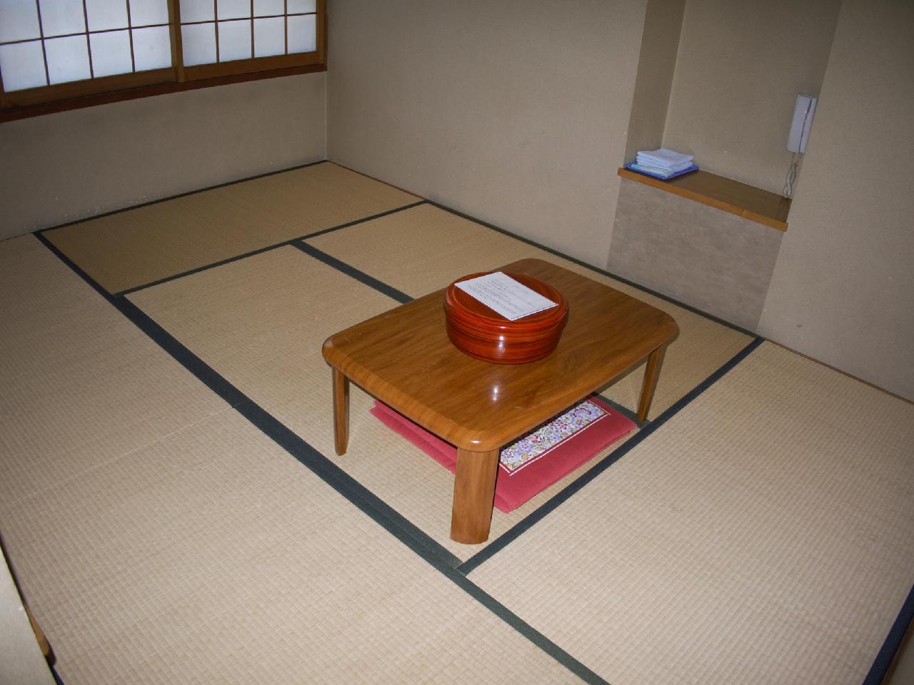 ビジネス旅館友栄(ともえ) ビジネス旅館友栄(ともえ)