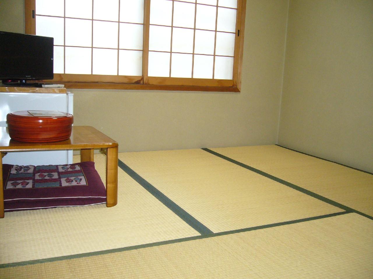 ビジネス旅館友栄(ともえ) ビジネス旅館友栄(ともえ)