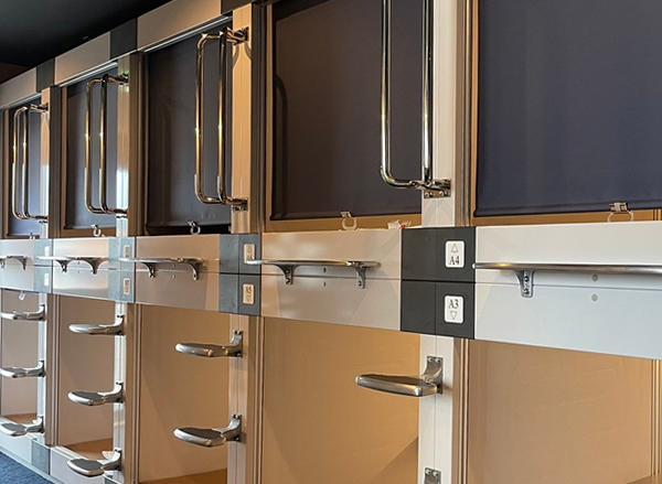 カプセルホテルフルハウス カプセルホテルフルハウス