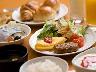ご朝食は無料サービスで