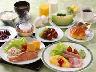 ご朝食はバイキングスタイルになっております