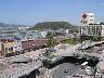 交通の拠点！黒崎駅とロータリーの様子